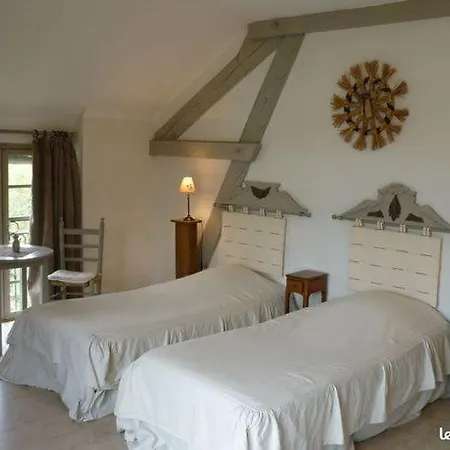 Ferme Loutares Ξενοδοχείο *